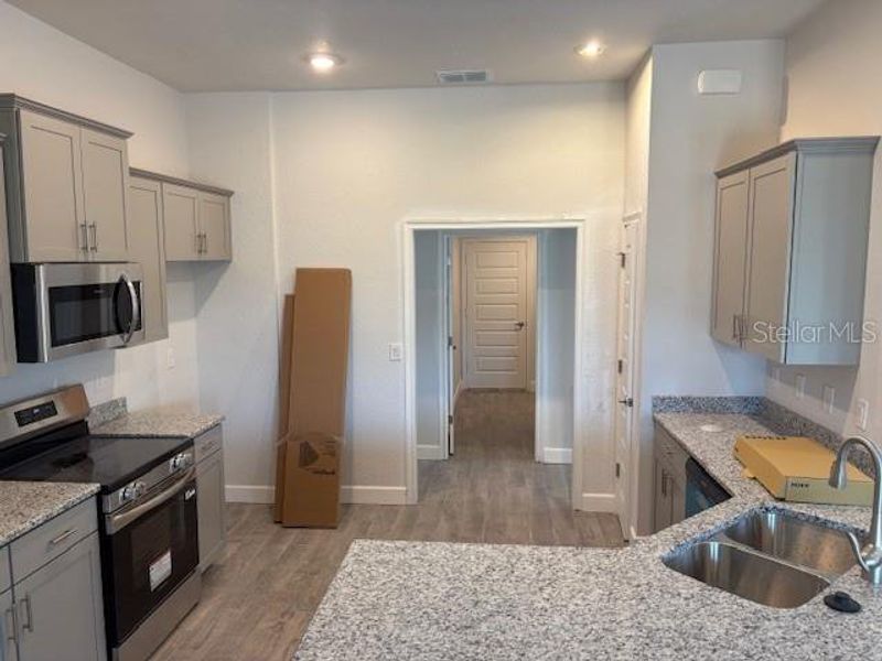 Furnished interior view inside a new home in Juliette Falls, Dunnellon (Image 5).