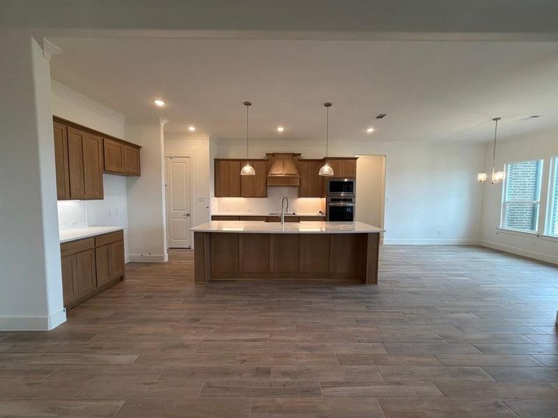 Image 13 of a home in Creekview Addition.