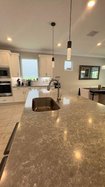 4 x 10.5 Island 4 x 10.5 Island