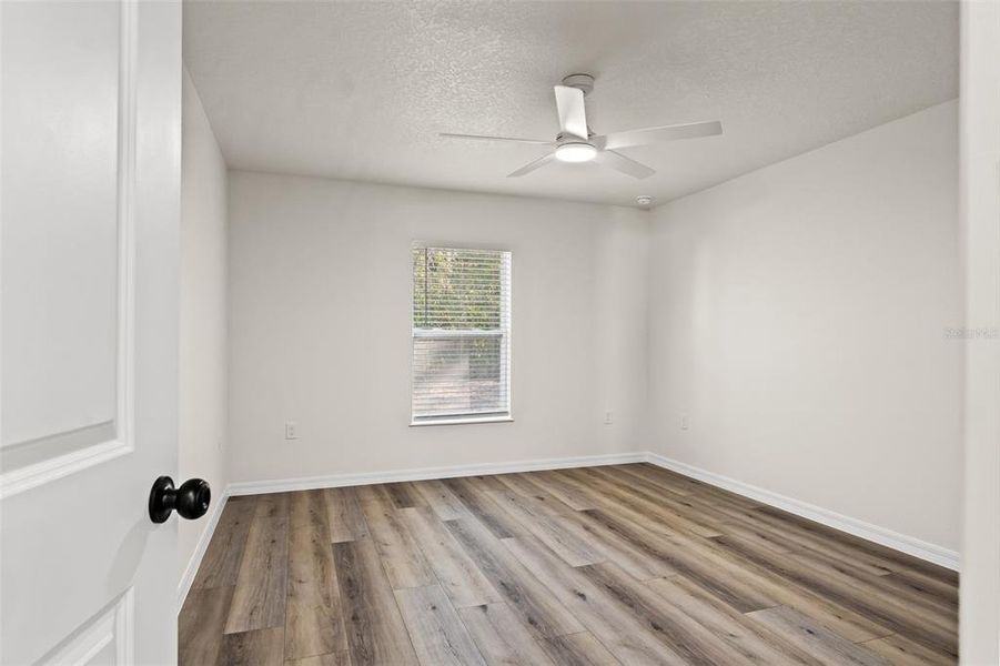 Spacious, unfurnished interior of a new home in , Spring Hill (Image 21).