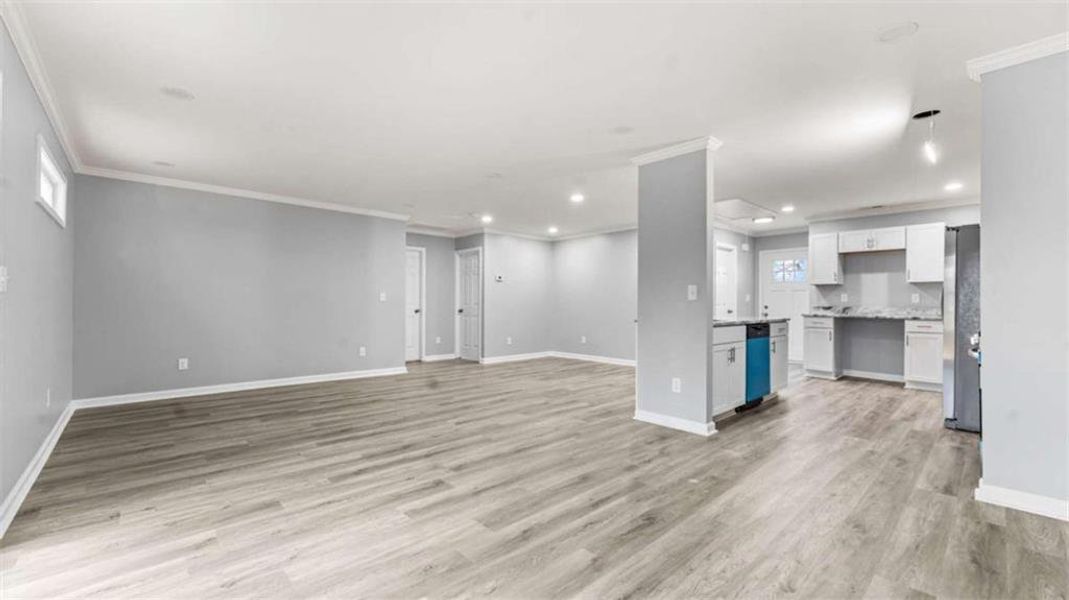 Spacious, unfurnished interior of a new home in , Cedartown (Image 11).