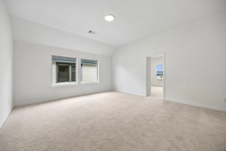 Spacious, unfurnished interior of a new home in Austin Point, Richmond (Image 18). Spacious, unfurnished interior of a new home in Austin Point, Richmond (Image 18).
