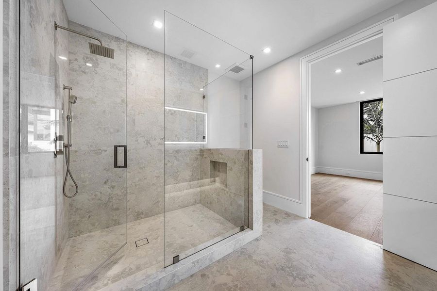 Image 68 of a home in .