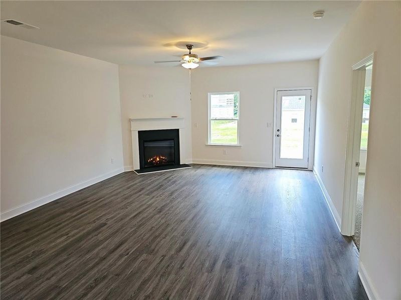Spacious, unfurnished interior of a new home in Park Place, Bowdon (Image 9). Spacious, unfurnished interior of a new home in Park Place, Bowdon (Image 9).