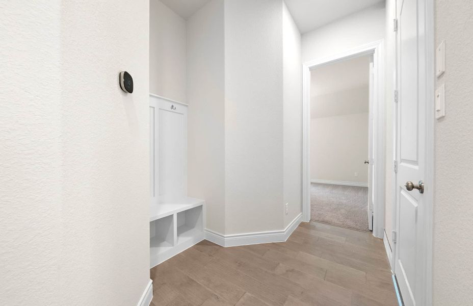 Representative unfurnished interior of a home built from the 2855AU by Ravenna Homes in Audubon 60′, Magnolia (Image 36).