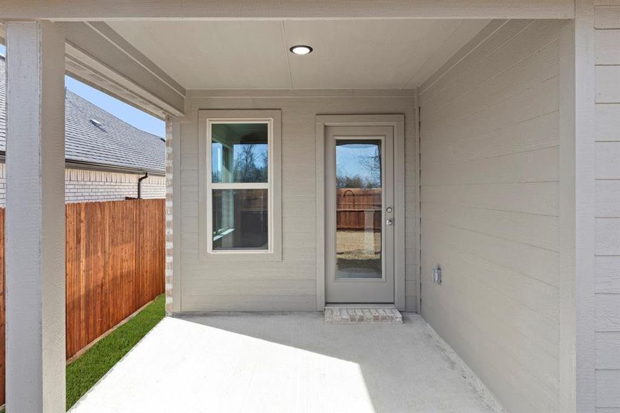 25. 7812 Kingfisher - Patio