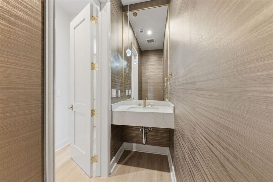 Furnished interior view inside a new home in , Dallas (Image 7).