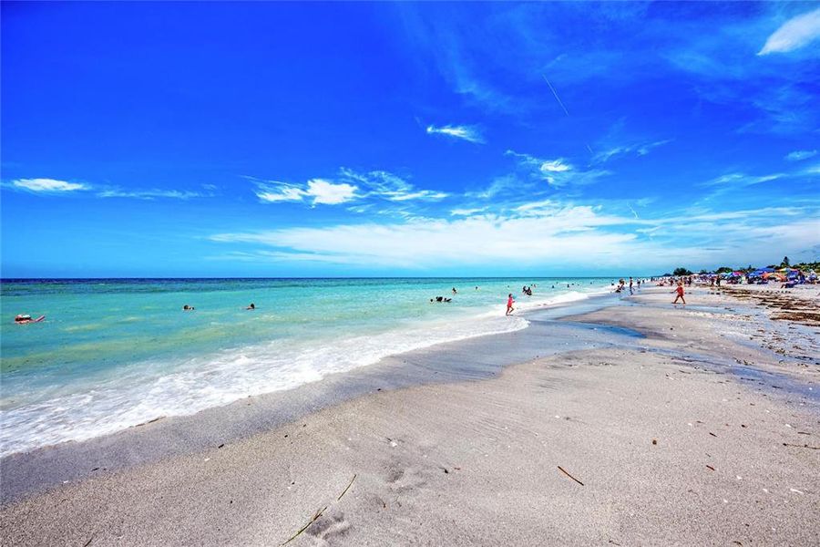 Natural landscape and outdoor views near in Englewood (Image 54). Natural landscape and outdoor views near in Englewood (Image 54).