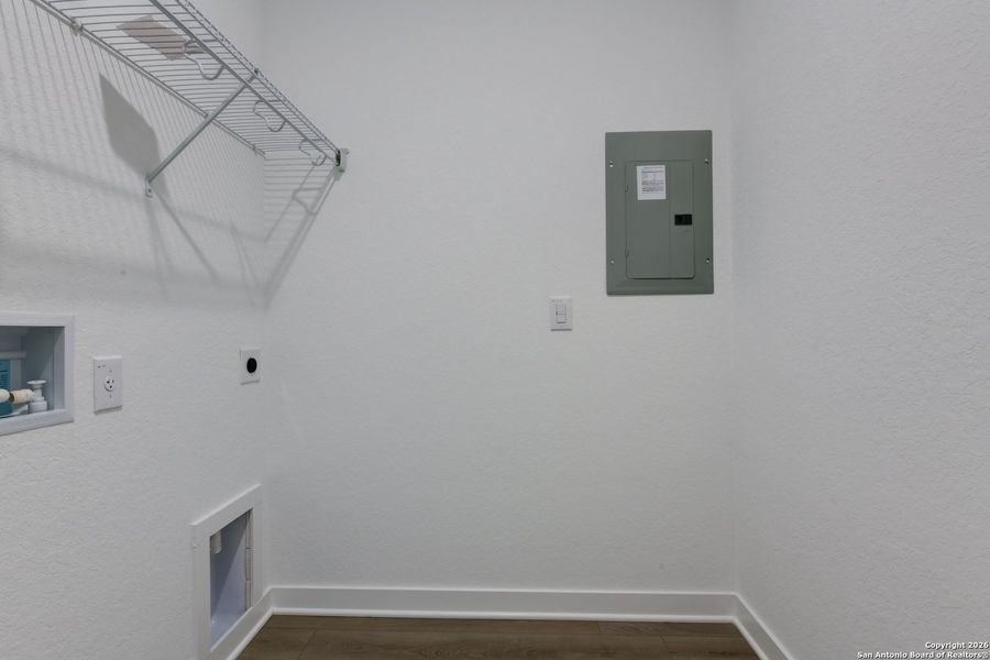 Spacious, unfurnished interior of a new home in Saddlebrook Ranch, Schertz (Image 17).