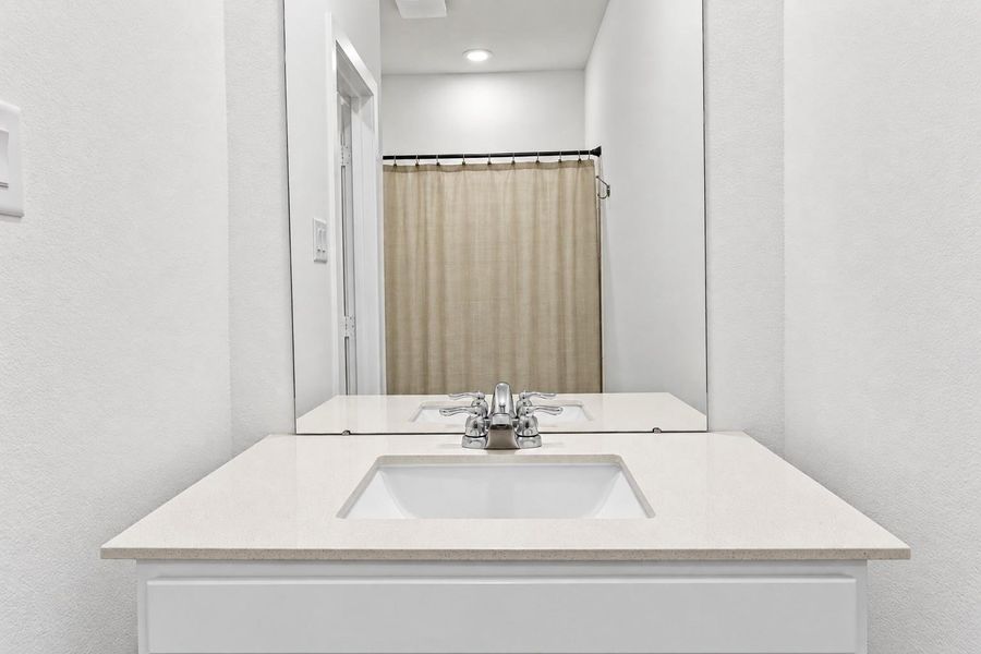 Secondary full bath