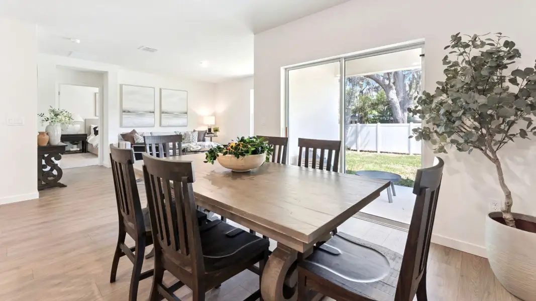 Furnished interior view inside a new home in Preston Cove, St. Cloud (Image 10).
