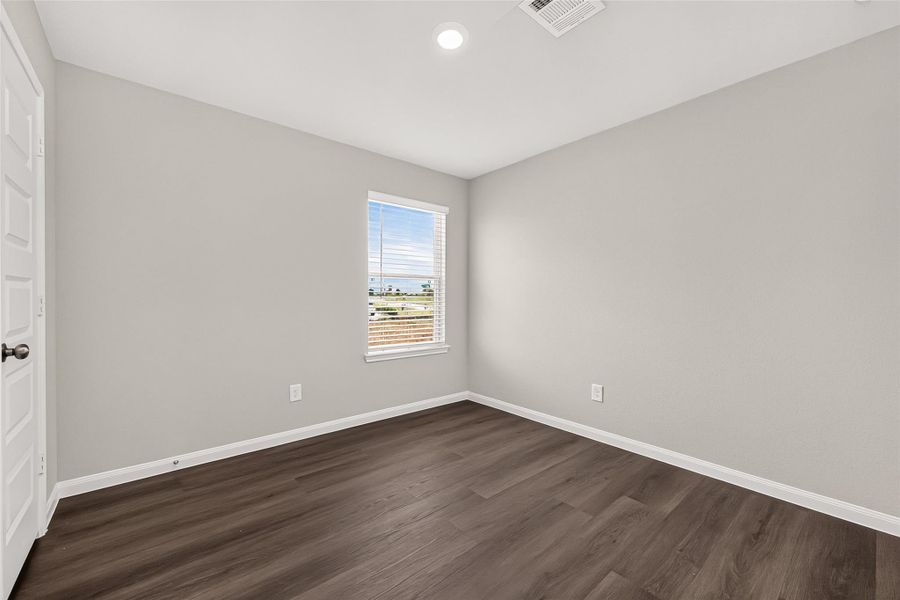Spacious, unfurnished interior of a new home in Ridgeland Hills, Willis (Image 28).