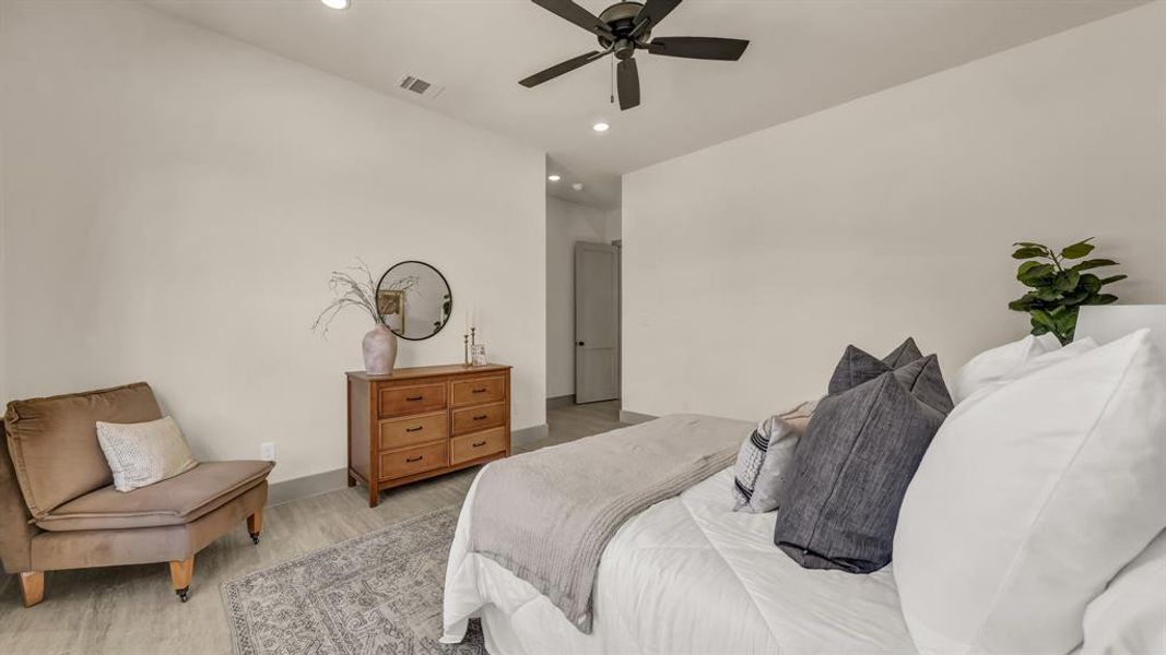 Furnished interior view inside a new home in , Aledo (Image 10).