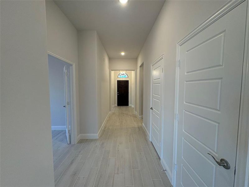 Spacious, unfurnished interior of a new home in , Lowry Crossing (Image 13).