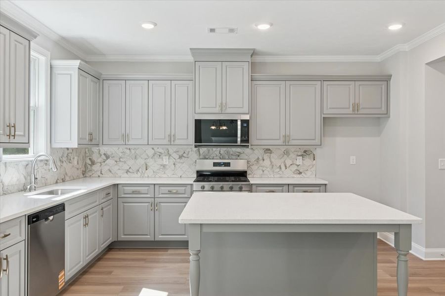 Furnished interior view inside a new home in Crawford Creek, Grovetown (Image 9).