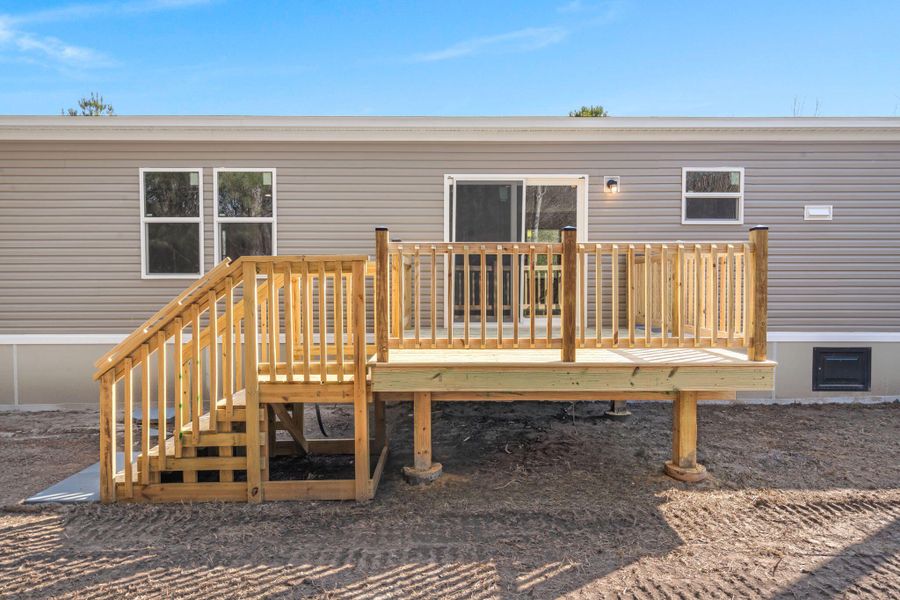 Exterior details and patio area of a home in , St. George (Image 21).