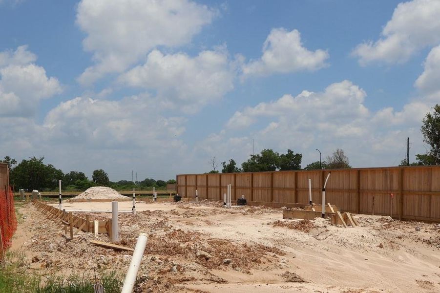 Every foundation at DWH is engineered and it’s inspected three times! We do not do “batch” testing. Rest easy knowing your foundation comes with a 10 year warranty. Every foundation at DWH is engineered and it’s inspected three times! We do not do “batch” testing. Rest easy knowing your foundation comes with a 10 year warranty.
