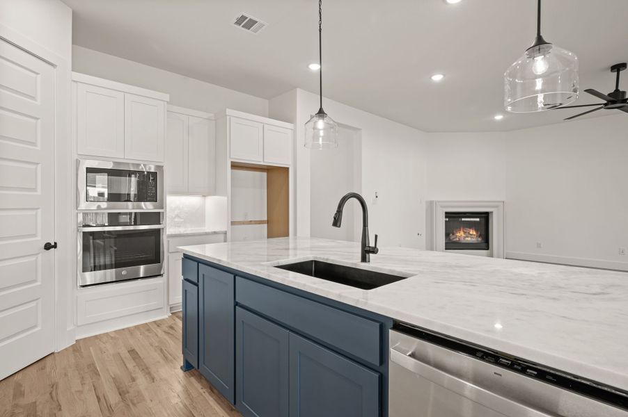 Furnished interior view inside a new home in Parks of Aledo, Aledo (Image 10).