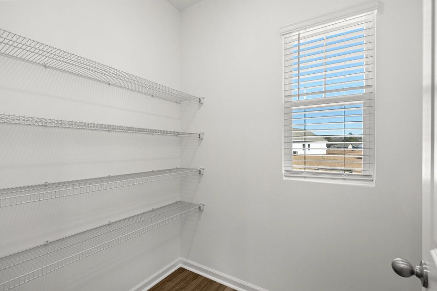 Representative unfurnished interior of a home built from the Mare by Starlight Homes in Sutton Farms, San Antonio (Image 16).