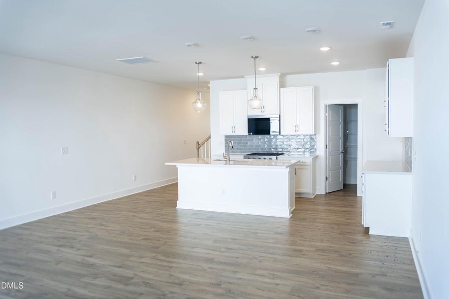 Powell_Kitchen_LR3
