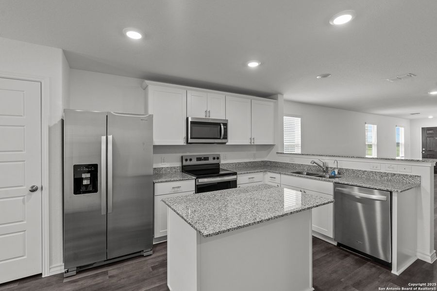 Furnished interior view inside a new home in Horizon Ridge, San Antonio (Image 4). Furnished interior view inside a new home in Horizon Ridge, San Antonio (Image 4).