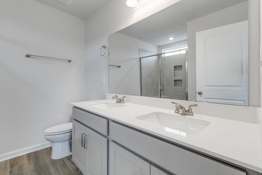 Furnished interior view inside a new home in Winston Point, Gilbert (Image 11).