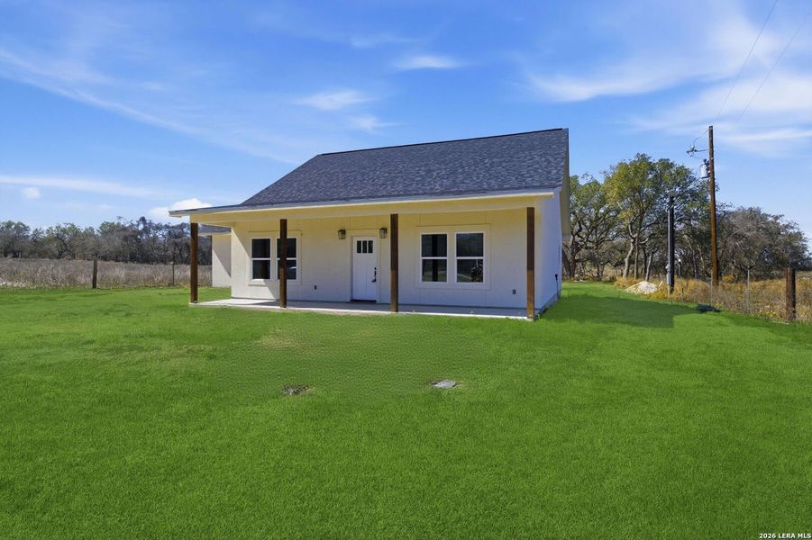 Exterior details and patio area of a home in , Floresville (Image 29).