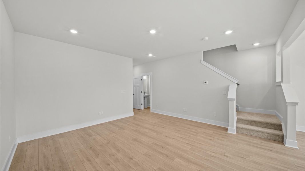 Furnished interior view inside a new home in Ransdell Pointe, Spartanburg (Image 8).