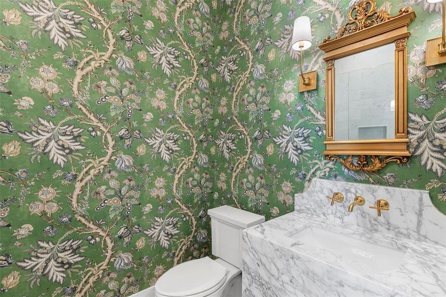 Furnished interior view inside a new home in , St. Petersburg (Image 15).