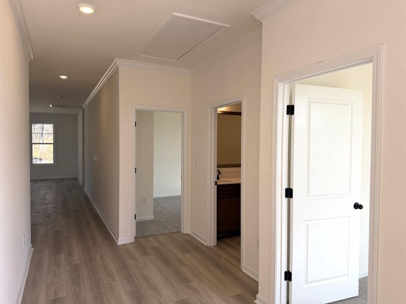 Spacious, unfurnished interior of a new home in King Farm Estates, Aynor (Image 8).