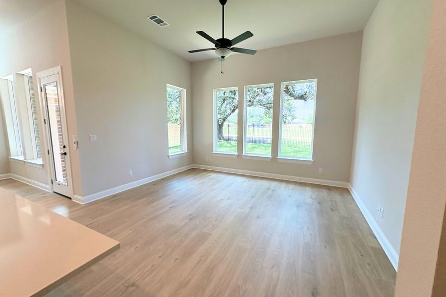 Spacious, unfurnished interior of a new home in Highland Village, Georgetown (Image 8). Spacious, unfurnished interior of a new home in Highland Village, Georgetown (Image 8).