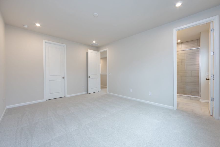 Spacious, unfurnished interior of a new home in Fifteen 15 Cannon, Charlotte (Image 27).