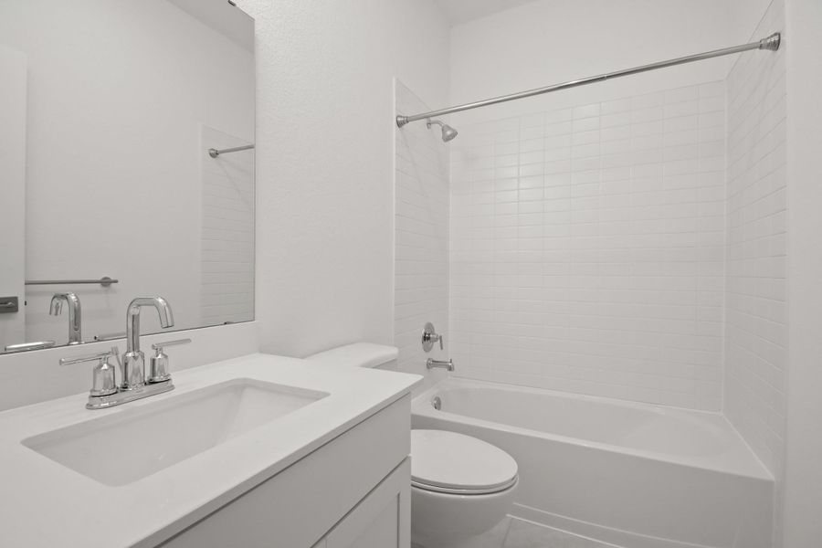 Hall bath (*Photo not of actual home and used for illustration purposes only.)