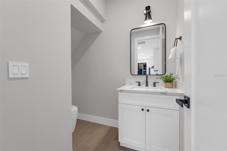 Furnished interior view inside a new home in , Orlando (Image 10).