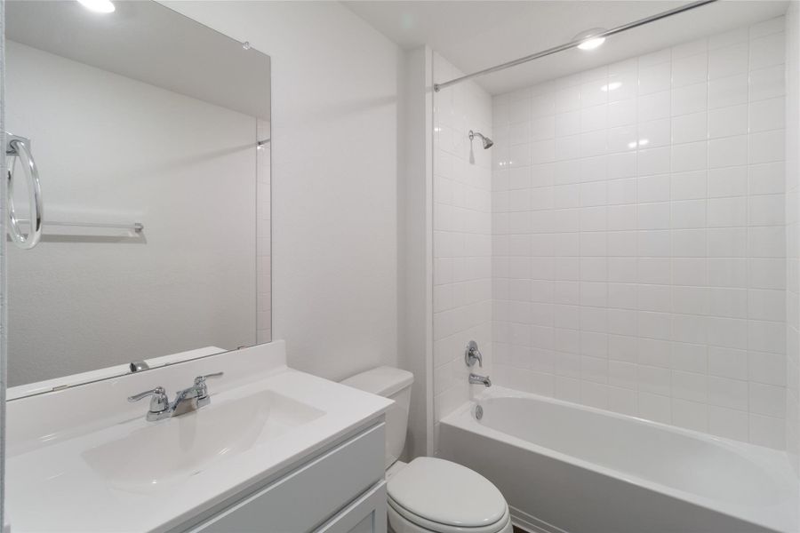 Furnished interior view inside a new home in Marigold, Uhland (Image 6).