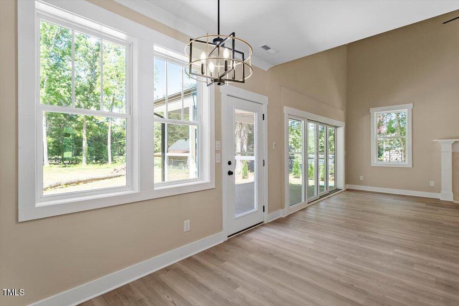 19-2405 Pearces Rd [2174059]_19