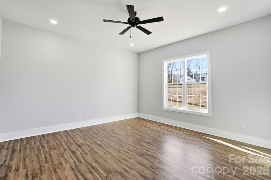 Spacious, unfurnished interior of a new home in , Hickory (Image 34).