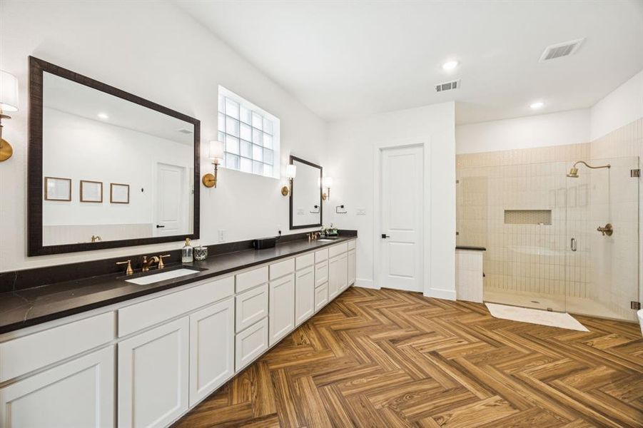 Furnished interior view inside a new home in , Celina (Image 17).