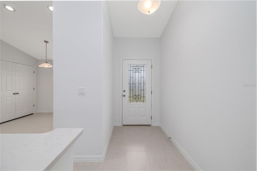 Spacious, unfurnished interior of a new home in , Palm Coast (Image 13).