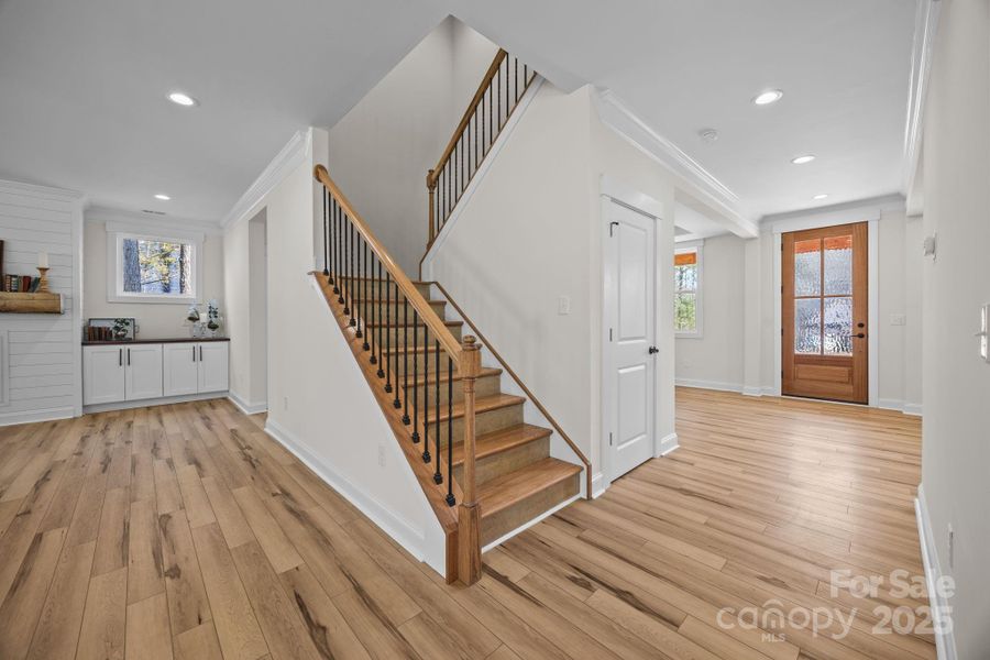 Spacious, unfurnished interior of a new home in , Salisbury (Image 20).