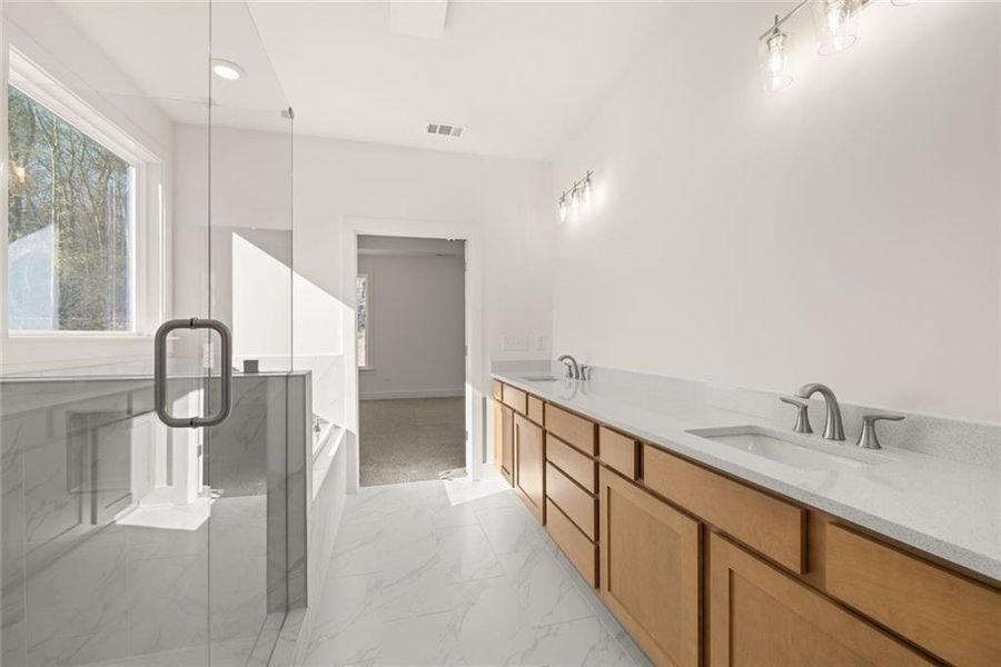 Furnished interior view inside a new home in , Gainesville (Image 10).