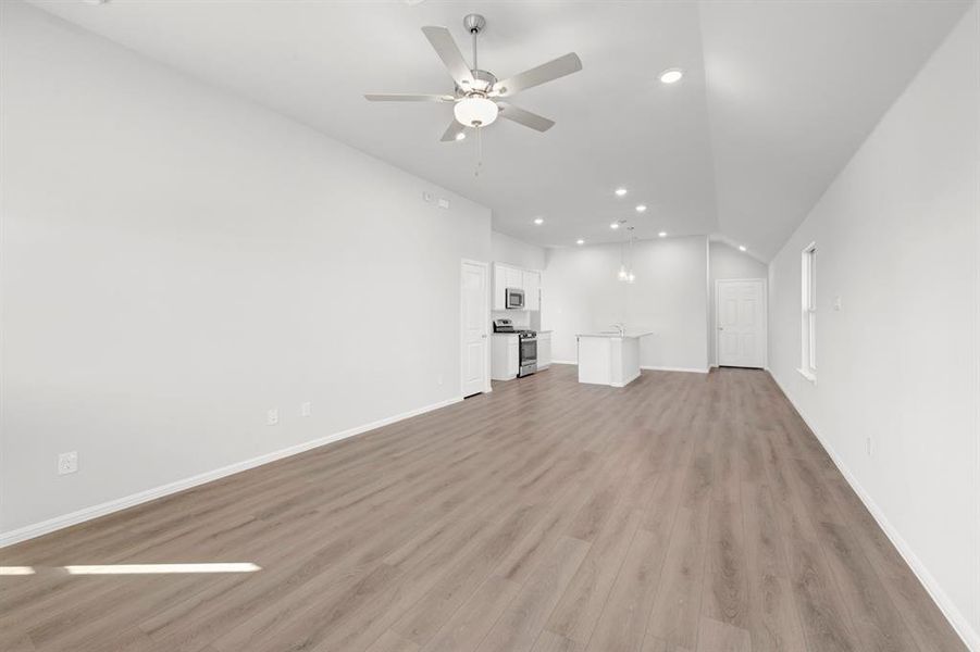 Spacious, unfurnished interior of a new home in Meadow Park, Denton (Image 31). Spacious, unfurnished interior of a new home in Meadow Park, Denton (Image 31).