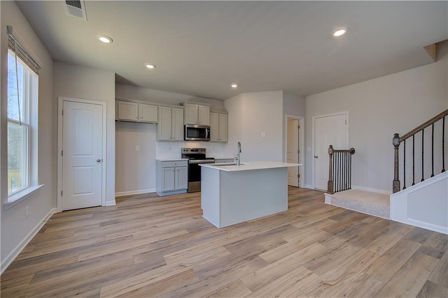 Furnished interior view inside a new home in Chapel Hill, Newnan (Image 6). Furnished interior view inside a new home in Chapel Hill, Newnan (Image 6).