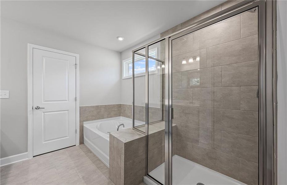 Furnished interior view inside a new home in Anderson Point Estates, McDonough (Image 8).