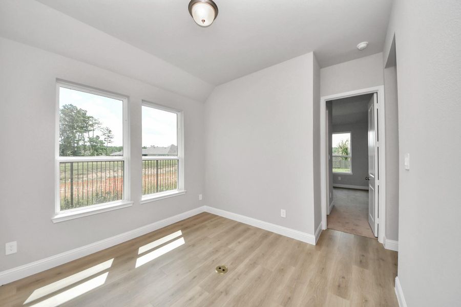 Spacious, unfurnished interior of a new home in ARTAVIA: Hilltop Collection, Conroe (Image 31). Spacious, unfurnished interior of a new home in ARTAVIA: Hilltop Collection, Conroe (Image 31).