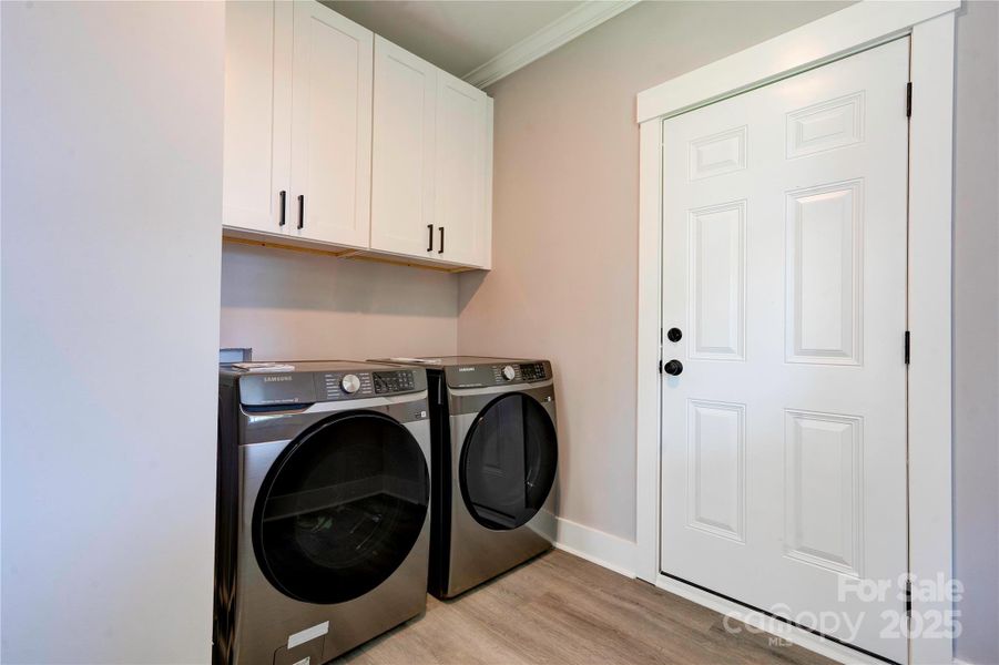 Furnished interior view inside a new home in , Kings Mountain (Image 6). Furnished interior view inside a new home in , Kings Mountain (Image 6).