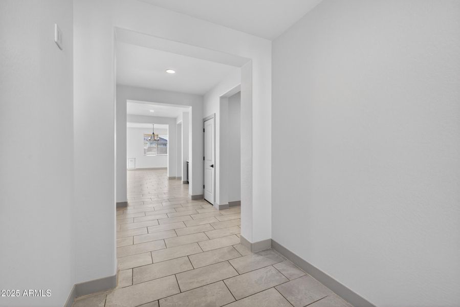 33_6x7a8233 33_6x7a8233