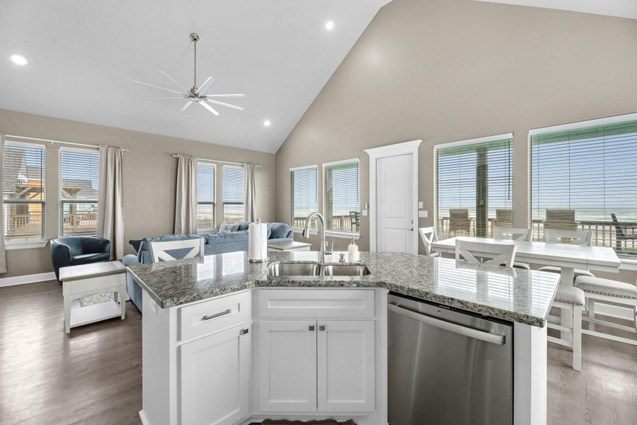 Furnished interior view inside a new home in , Freeport (Image 9).