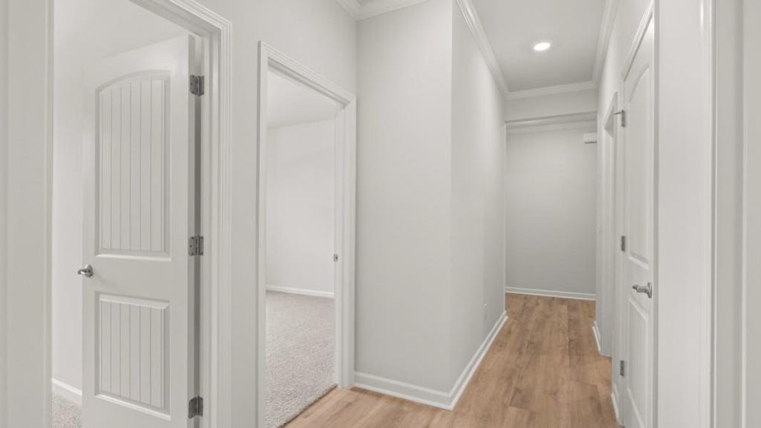 Spacious, unfurnished interior of a new home in Fairway 17 at Mirror Lake, Villa Rica (Image 11).