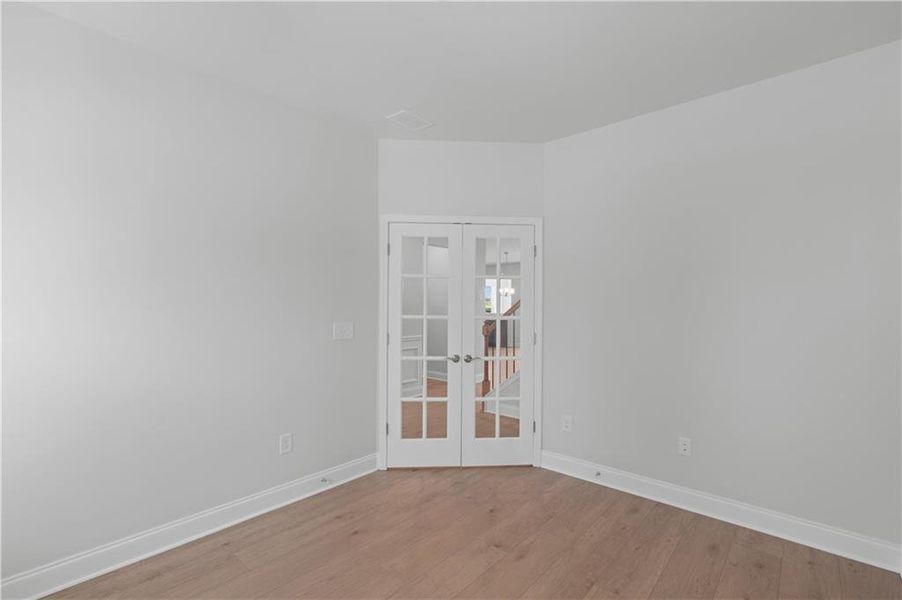 Spacious, unfurnished interior of a new home in Reunion, Flowery Branch (Image 8).
